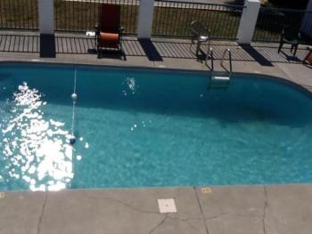 Broadway Inn Express